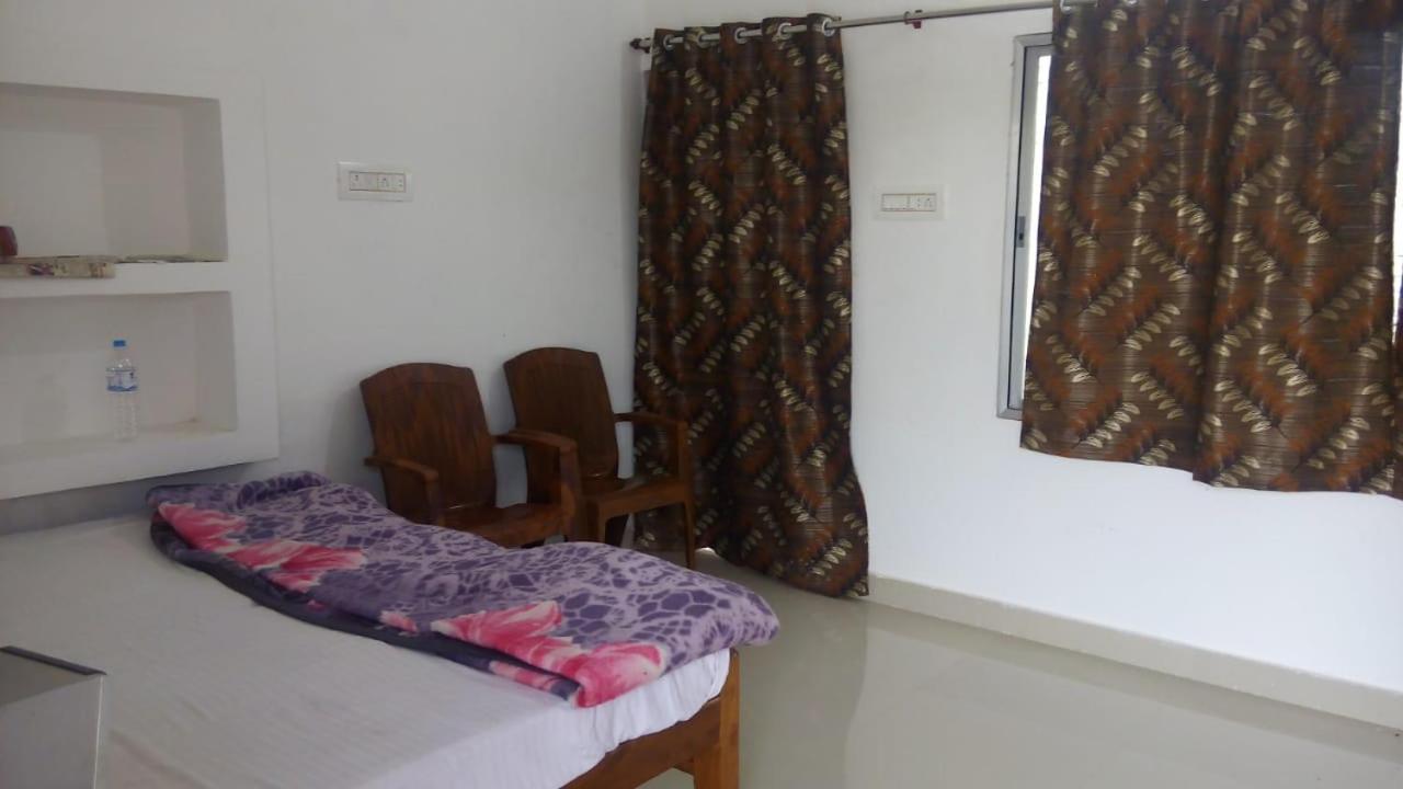 Hostel Buddha Khajurāho Zimmer foto